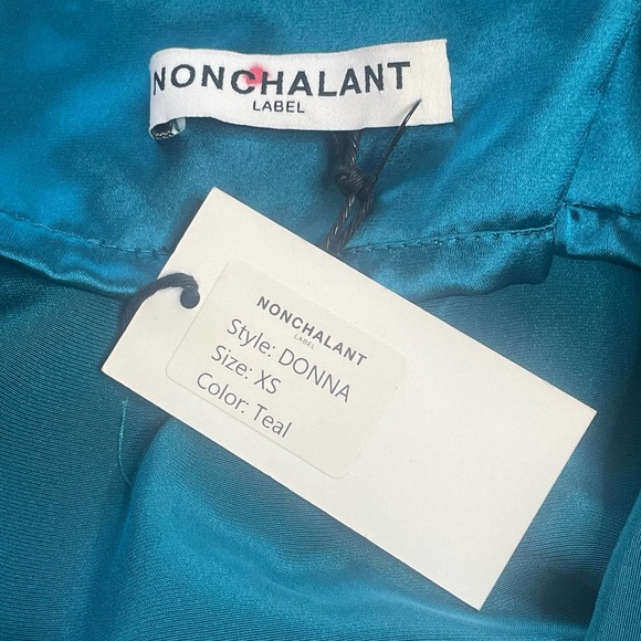 NONchalant Label NWT Satin Teal Donna Dress Cross Back XS - Picture 4 of 5